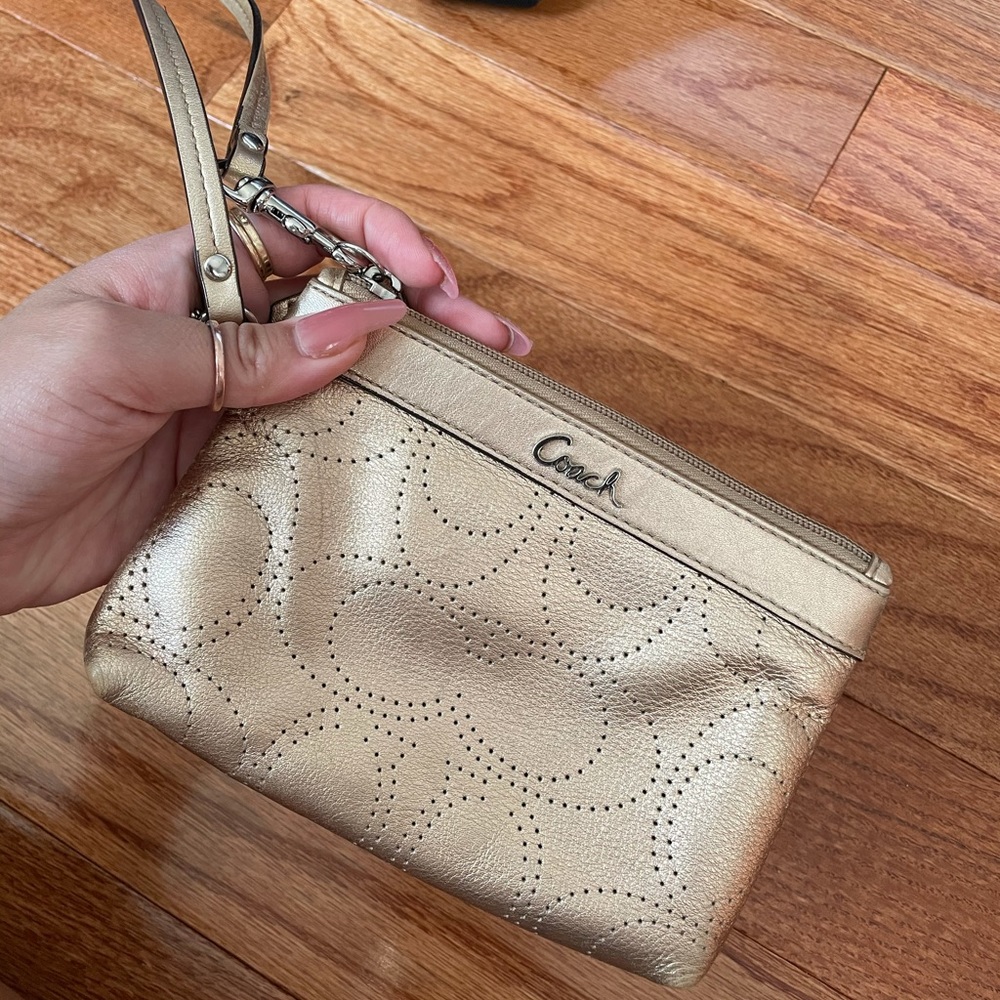 Authentic COACH wristlet